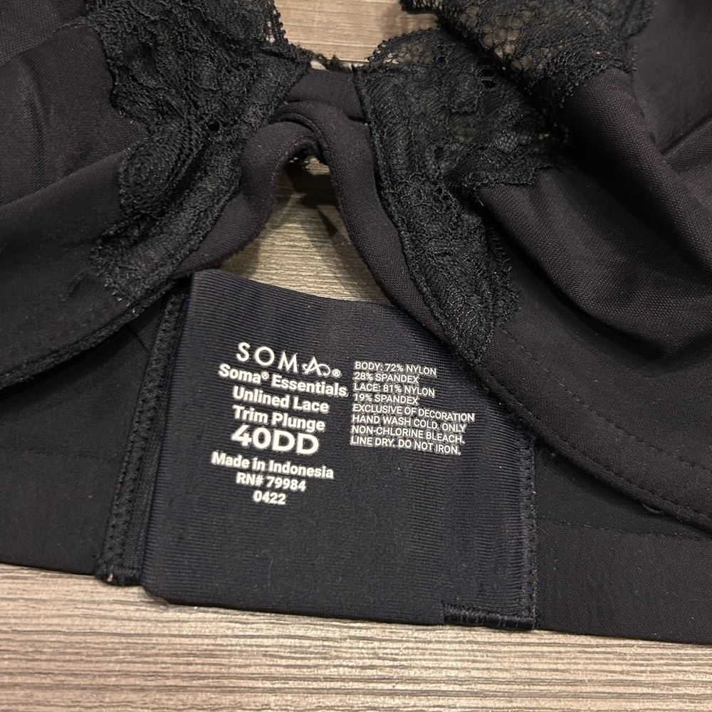 Soma Lace Trim Plunge Bra - Picture 3 of 7